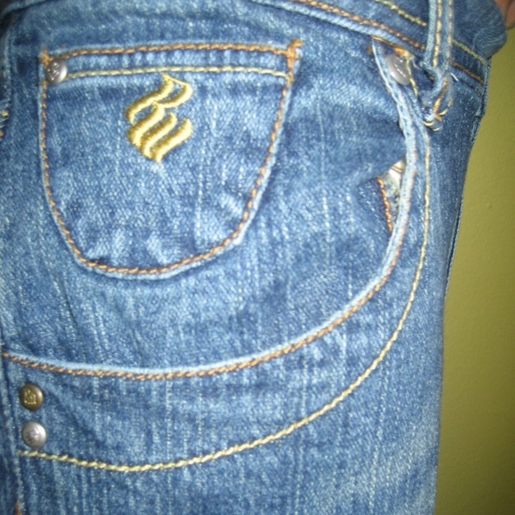 ROCAWEAR Denim 2-piece suit  Jacket and Crop Jeans PLUS SIZE 2X, 18 Y2K - Picture 10 of 17